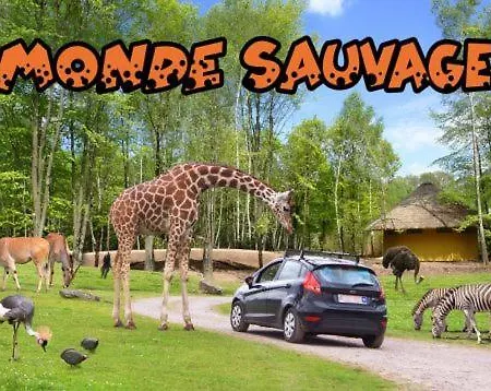 بيت للعطل Op Recreatiepark Petite Suisse Met Zwembad *